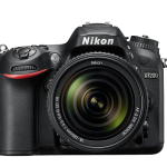 دوربین عکاسی Nikon_d7200-lense 18-140(1)